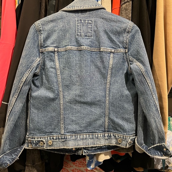 Abercrombie and Fitch Jean Jacket Women’s size S - Picture 3 of 4